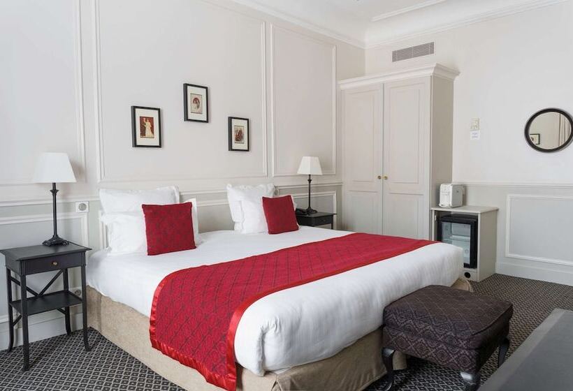 Номер Стандарт, Bradford Elysees  Astotel