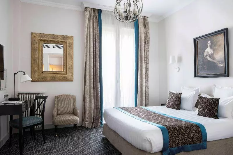 Chambre Standard Individuelle, Bradford Elysees  Astotel