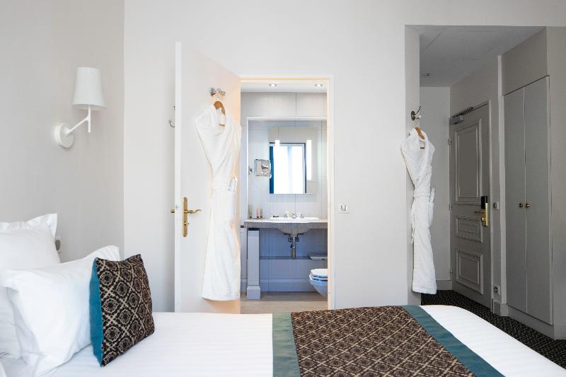 Номер Стандарт Индивидуальный, Bradford Elysees  Astotel