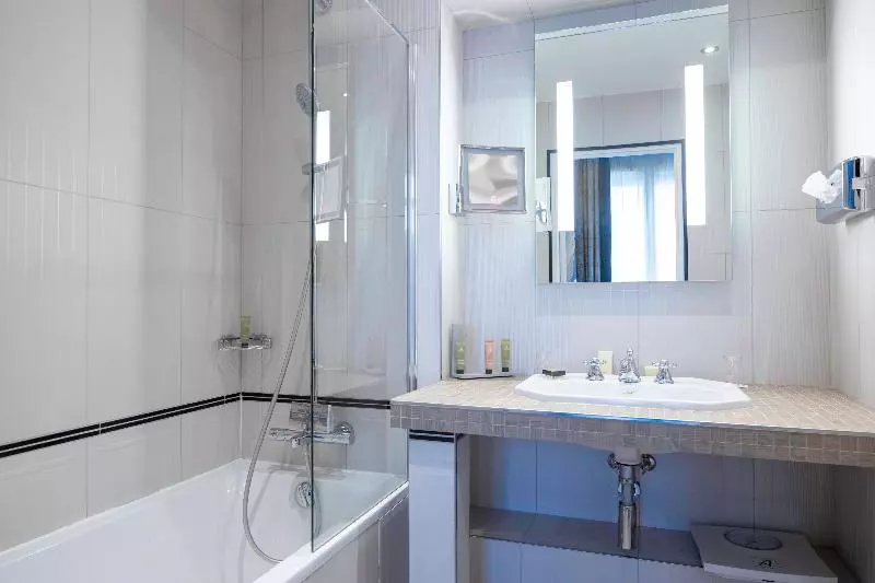 Chambre Standard Individuelle, Bradford Elysees  Astotel