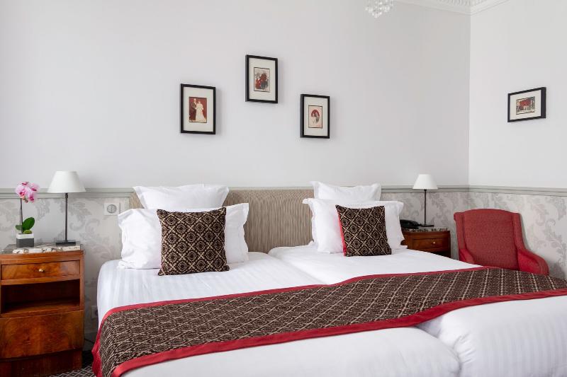 Номер Стандарт, Bradford Elysees  Astotel