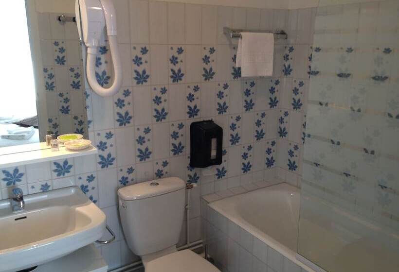 标准三人间, Hôtel De L Aviation