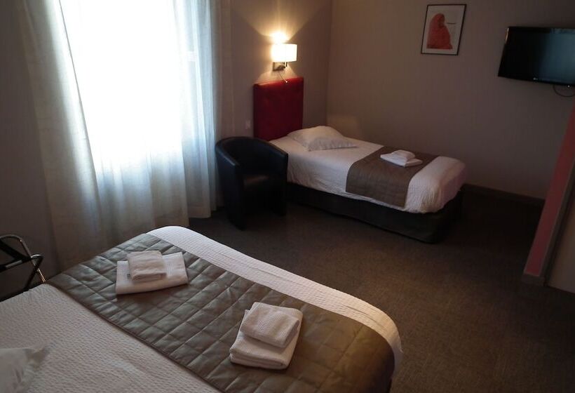 标准三人间, Hôtel De L Aviation