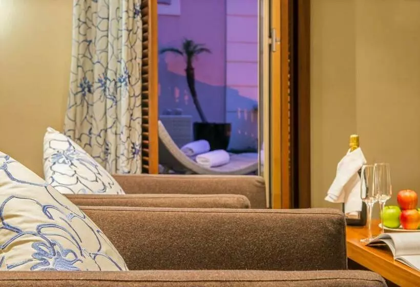 テラス付きジュニアスイート, Beau Rivage