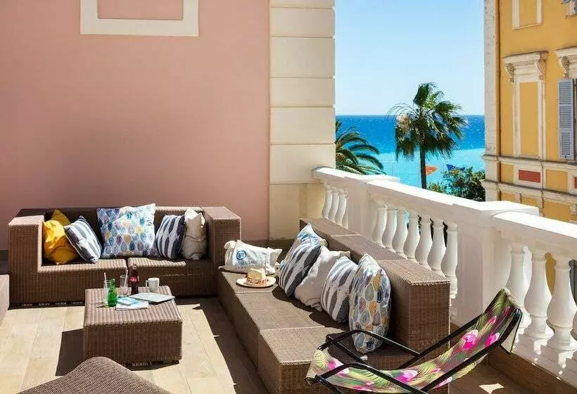 テラス付きジュニアスイート, Beau Rivage