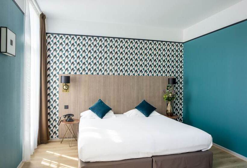 Классический Номер, Hôtel Le Bristol