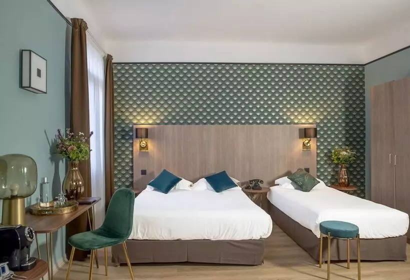 スーペリアトリプルルーム, Hôtel Le Bristol