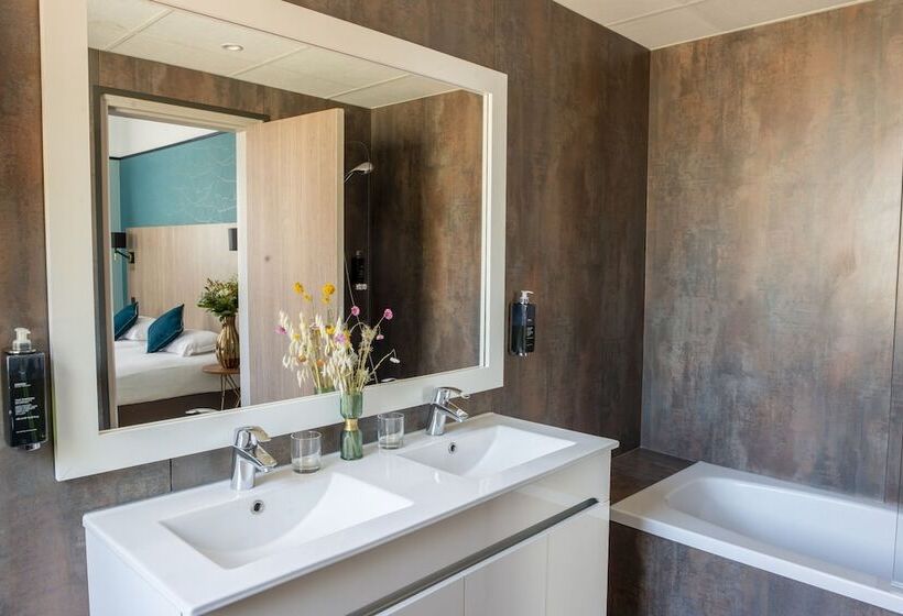 ジュニアスイート, Hôtel Le Bristol