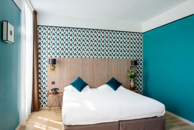 Классический Номер, Hôtel Le Bristol