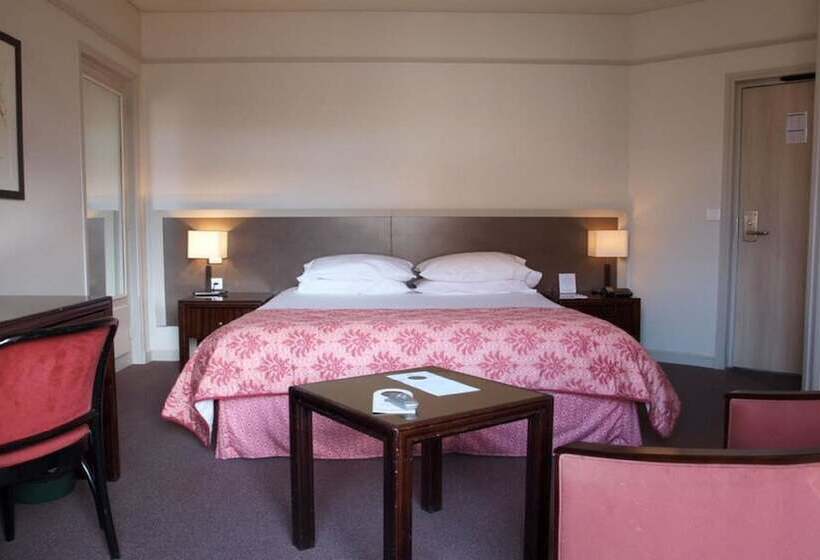 스탠다드 룸, Bristol