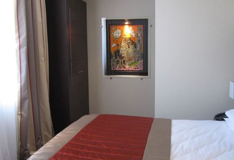 이코노미 룸, Bristol