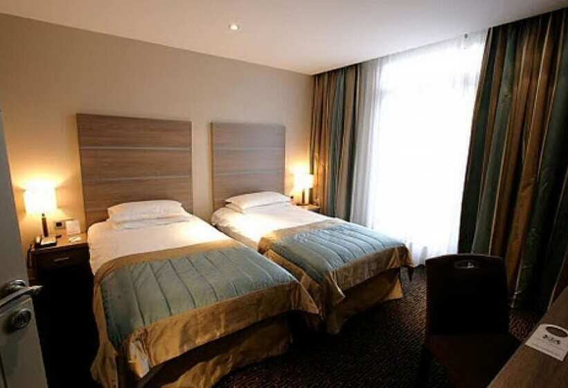 스탠다드 룸, Bristol