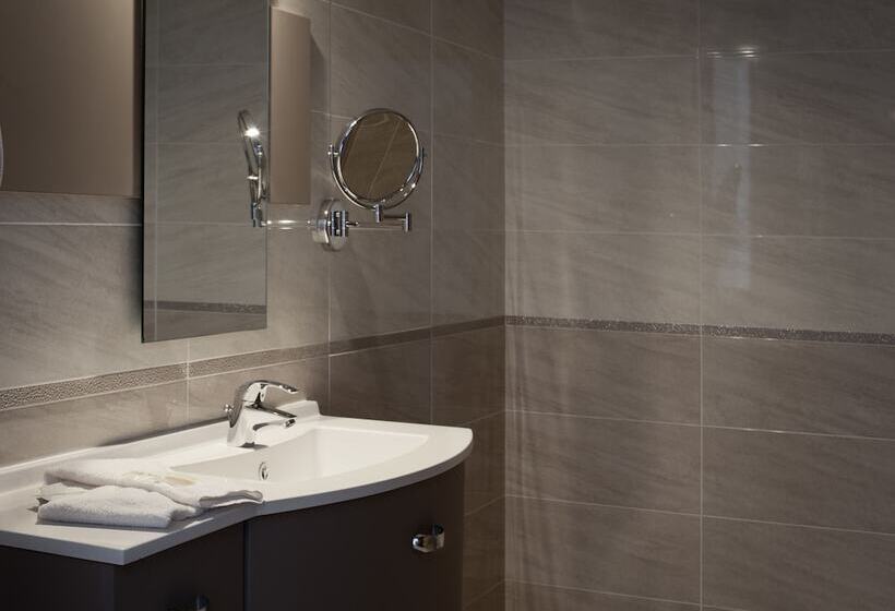 חדר סופריור, Brit Hotel De Grignan Vichy