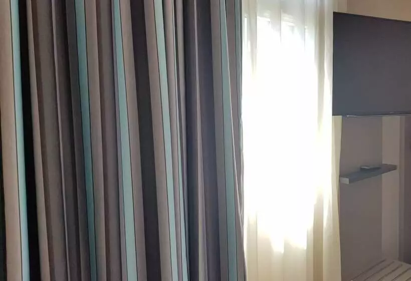 ２ベッドルームアパートメント, Brit Hotel De Grignan Vichy