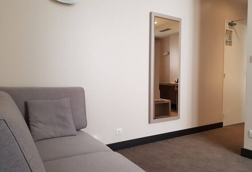 סוויטת ג'וניור, Brit Hotel De Grignan Vichy