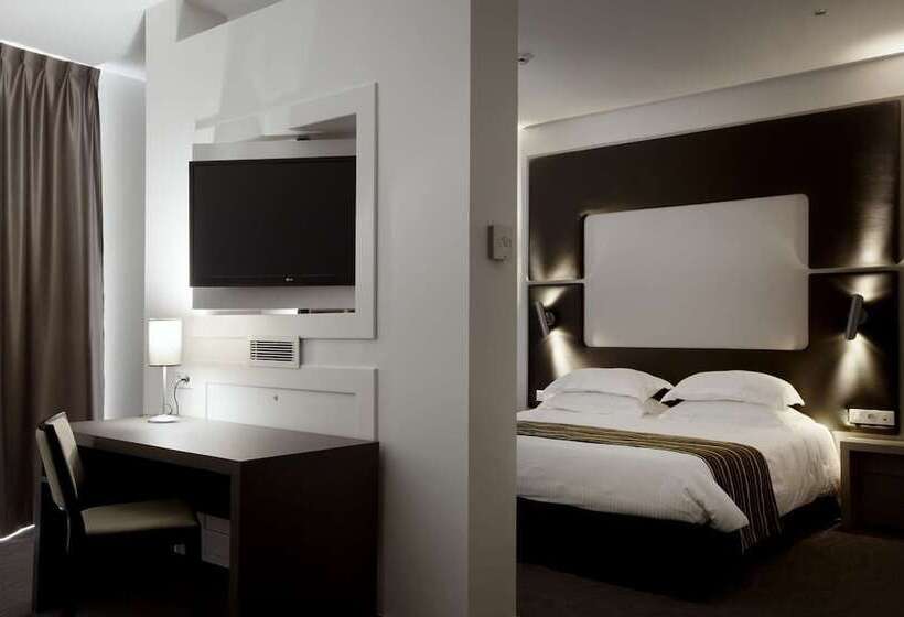 סוויטת ג'וניור, Brit Hotel De Grignan Vichy