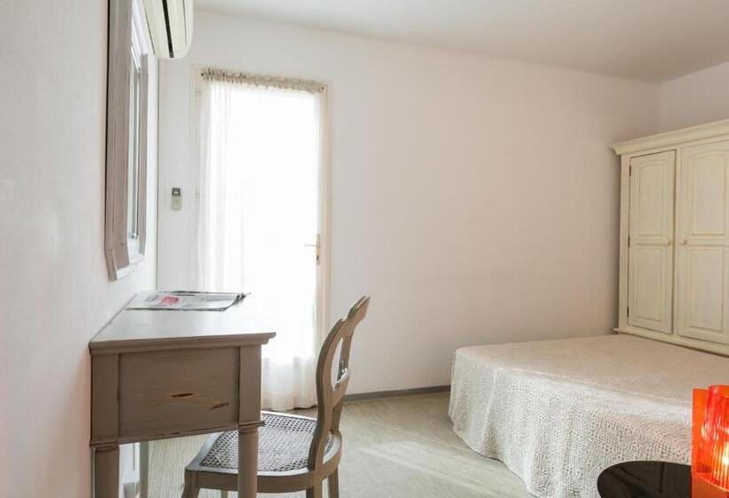 ファミリールーム, Cala Di L Oru