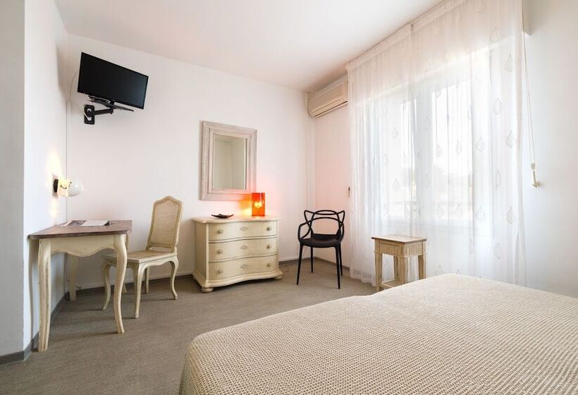 可观海景的舒适型房间, Cala Di L Oru