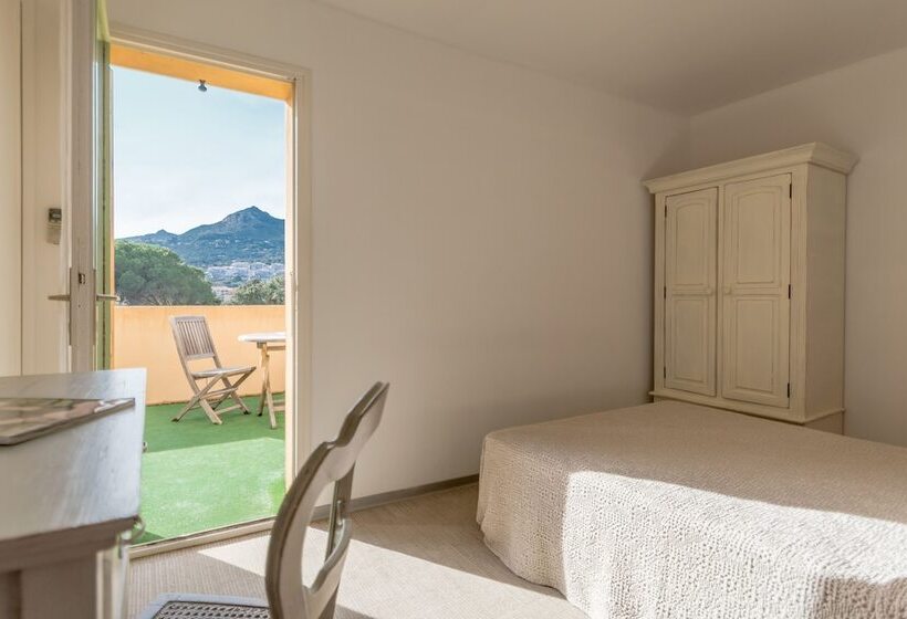 ファミリールーム, Cala Di L Oru