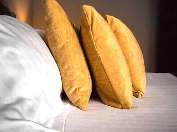 Классический Номер, Carlton