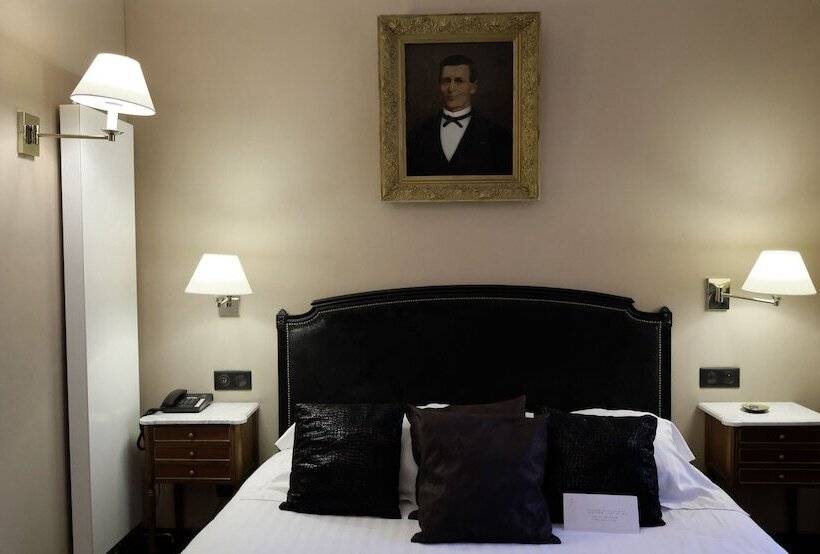 Классический Номер, Carlton