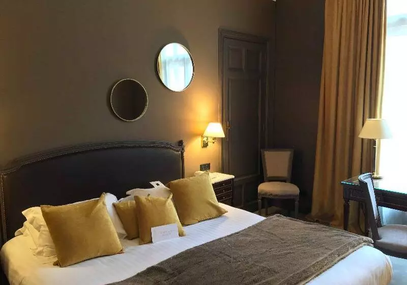 اتاق کلاسیک, Carlton