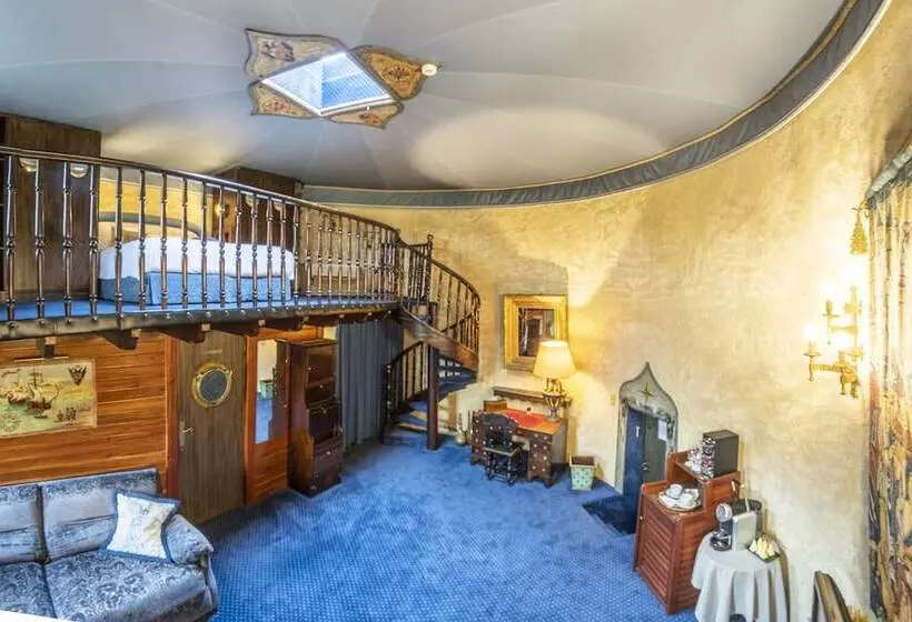 Suite, Château De Codignat