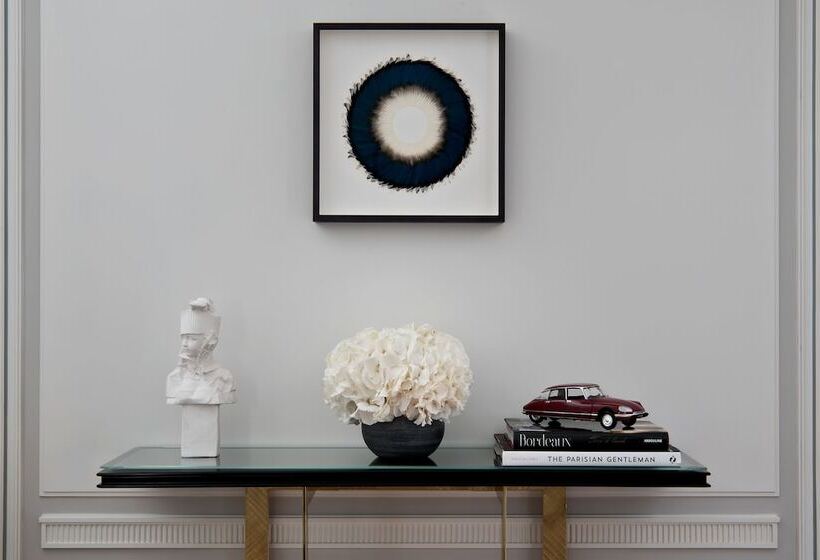 プレミアムルーム, De Crillon