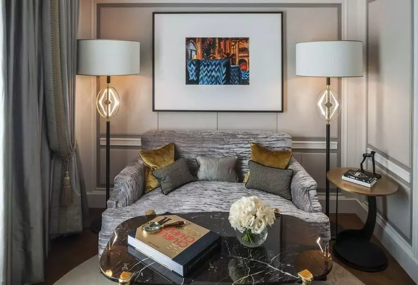 Premium Kamer, De Crillon