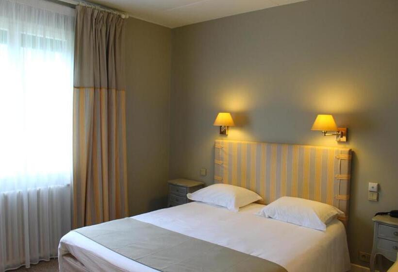 舒适型房间, Des Pins