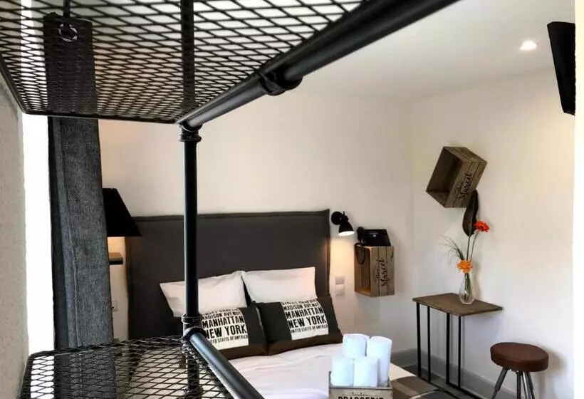 Basic-huone, Hostellerie Des Bichonnieres