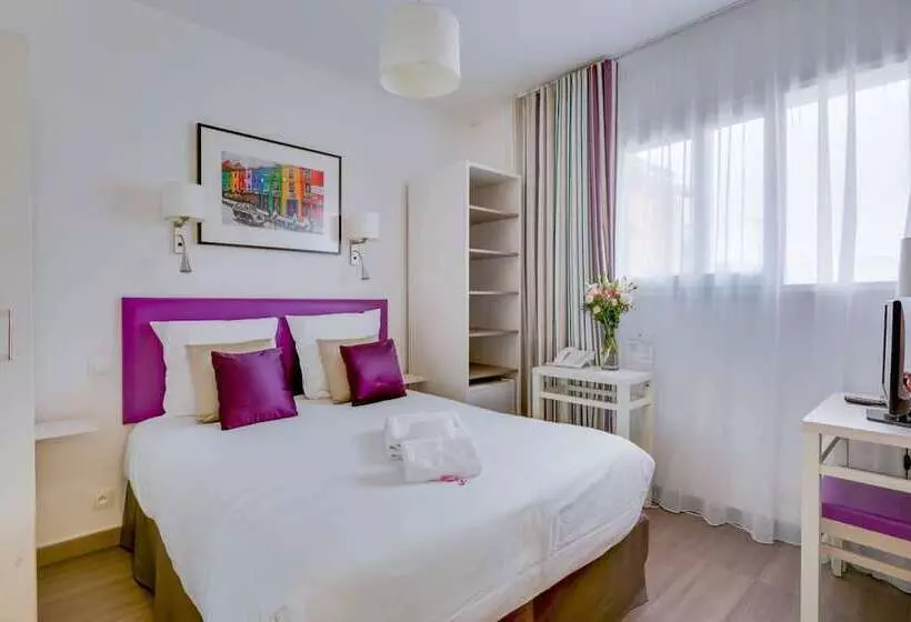 اتاق اکونومی, Hôtel Casabella