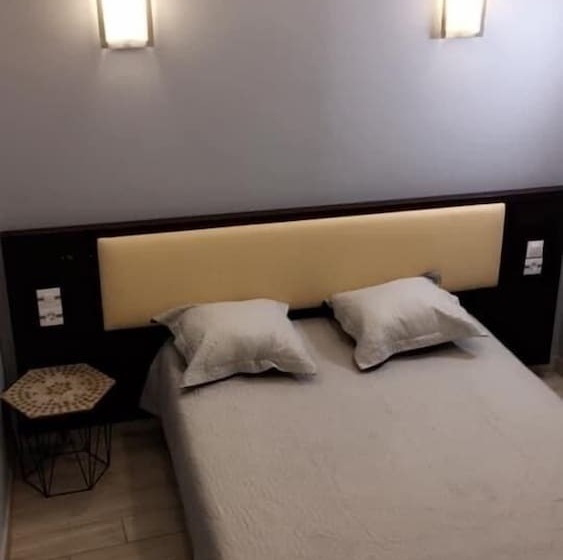 스탠다드 룸, Hôtel Des Arcades