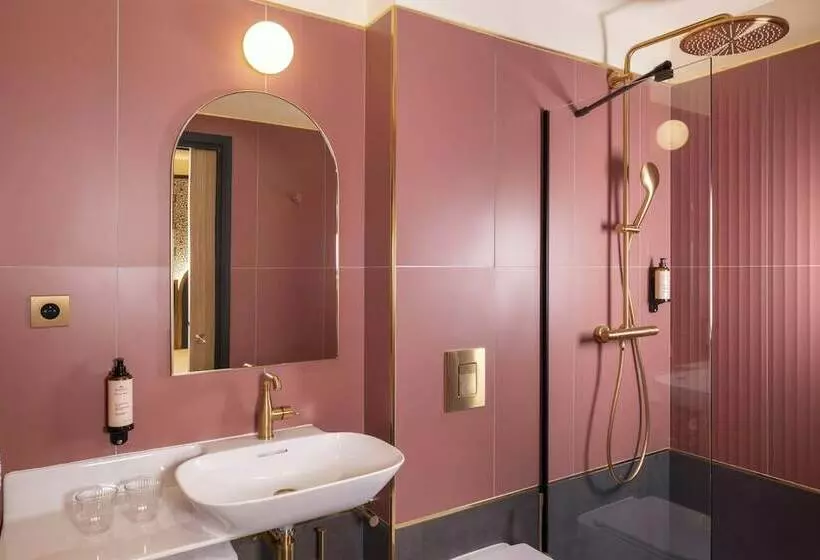 اتاق کلاسیک, Hôtel Jardin De Cluny