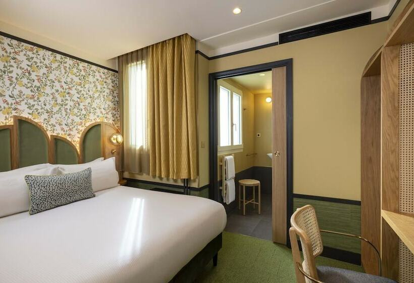 コンフォートルーム, Hôtel Jardin De Cluny