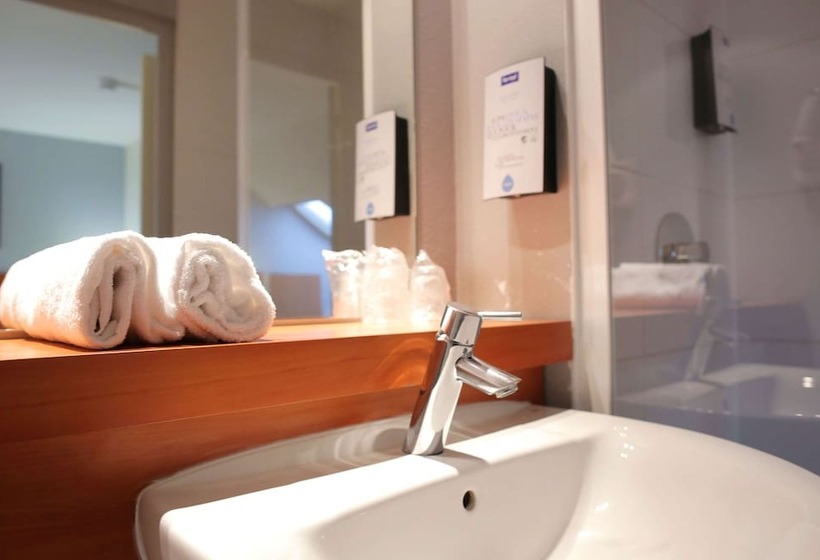 スタンダードルーム, Kyriad Paris Sud Les Ulis Courtaboeuf