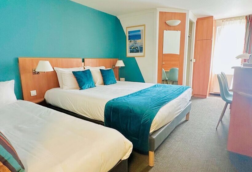 Номер Стандарт, Kyriad Paris Sud Les Ulis Courtaboeuf