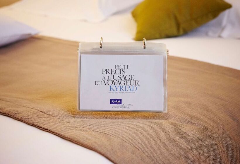 Номер Стандарт, Kyriad Hotel Nevers Centre