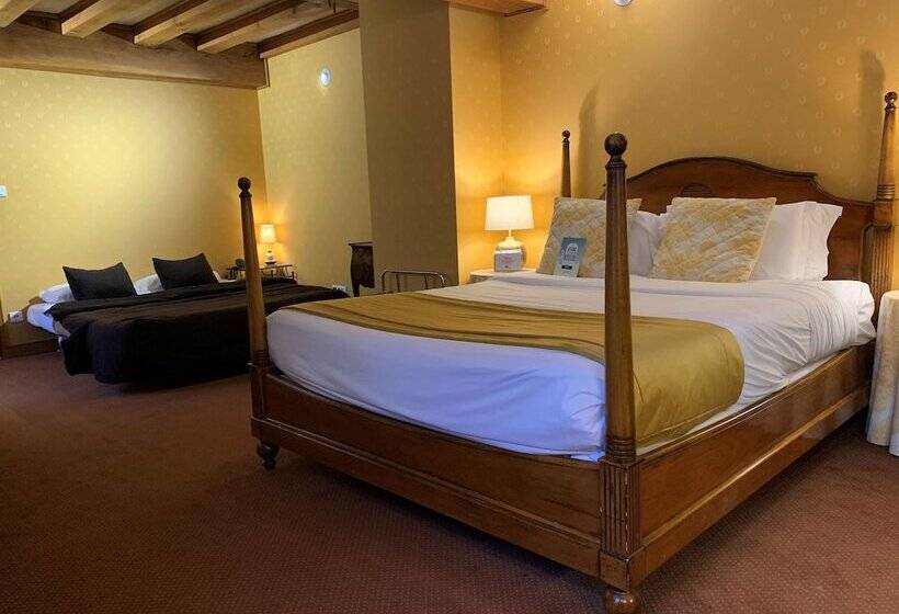 Семейный Номер, Kyriad Saumur Hyper Centre Hôtel Appartements Et Spa Soins Sothys Paris