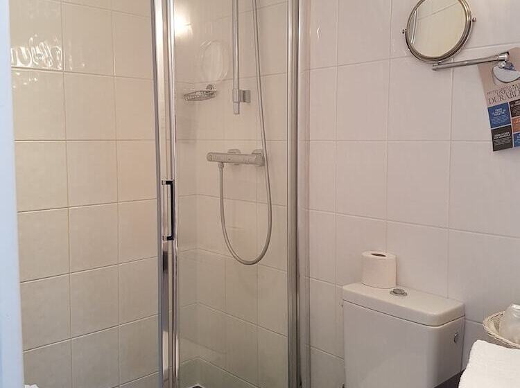 古典房间, Kyriad Saumur Hyper Centre Hôtel Appartements Et Spa Soins Sothys Paris