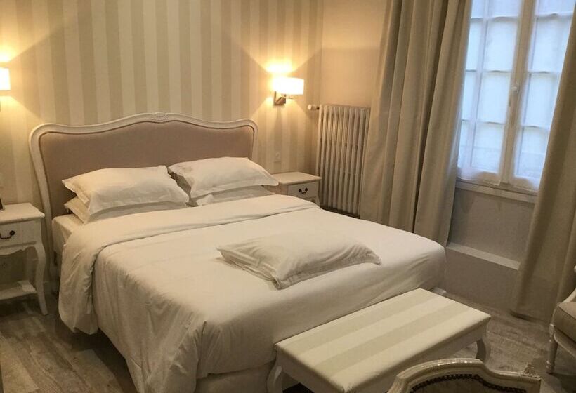 Номер Superior, Kyriad Saumur Hyper Centre Hôtel Appartements Et Spa Soins Sothys Paris