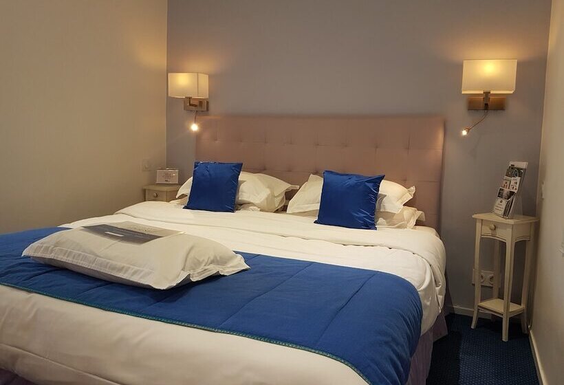 古典房间, Kyriad Saumur Hyper Centre Hôtel Appartements Et Spa Soins Sothys Paris