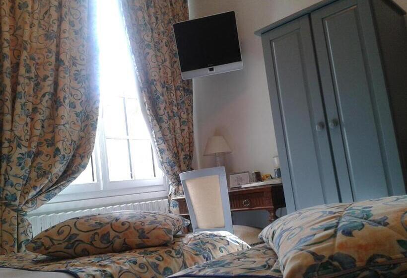 Классический Номер, Kyriad Saumur Hyper Centre Hôtel Appartements Et Spa Soins Sothys Paris