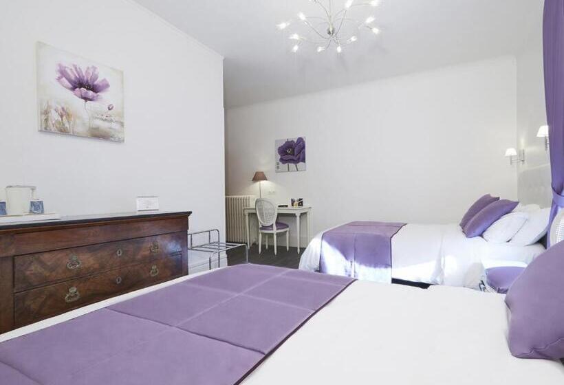 家庭间, Kyriad Saumur Hyper Centre Hôtel Appartements Et Spa Soins Sothys Paris