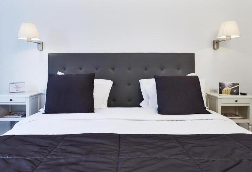 标准三人间, Kyriad Saumur Hyper Centre Hôtel Appartements Et Spa Soins Sothys Paris