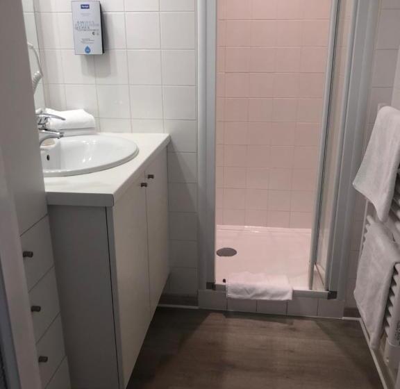 Апартаменты 1 Спальня с Балконом, Kyriad Saumur Hyper Centre Hôtel Appartements Et Spa Soins Sothys Paris