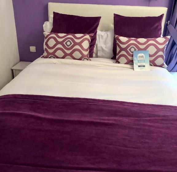 家庭间, Kyriad Saumur Hyper Centre Hôtel Appartements Et Spa Soins Sothys Paris