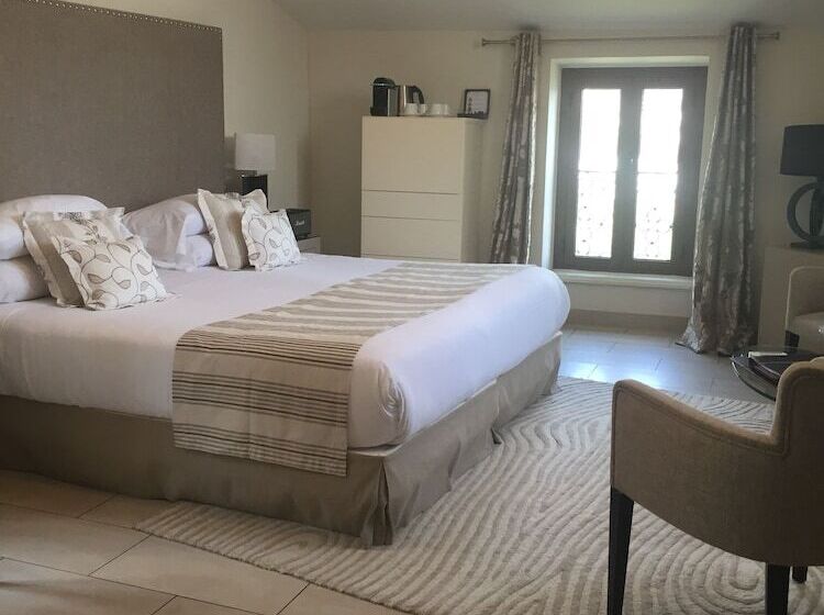 חדר סטנדרט, La Chevre D Or