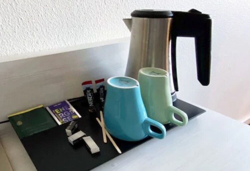 スタンダードルーム, Logis Hôtel Des Lacs Paris Sud