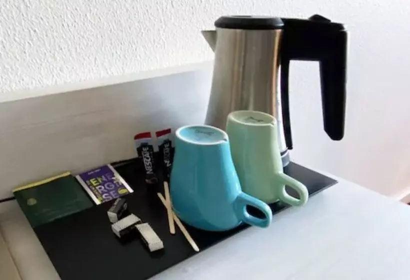 スタンダードルーム, Logis Hôtel Des Lacs Paris Sud